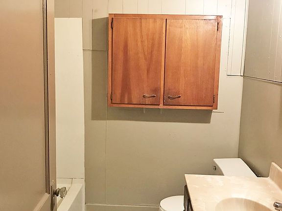 5th image of 123 Watkins St #1