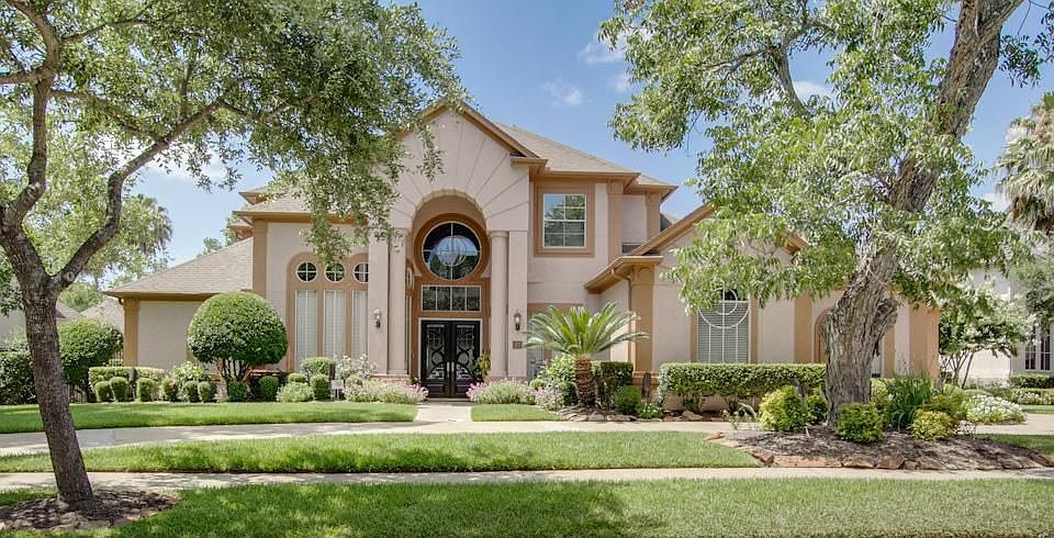 1st image of 17 Baileys Place Ct