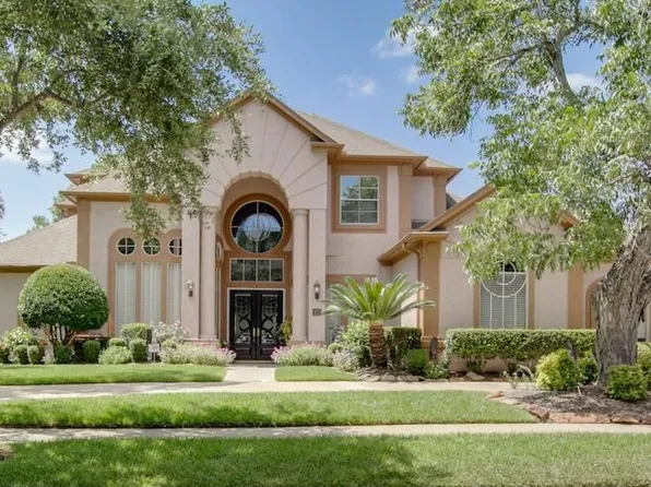 17 Baileys Place Ct, Sugar Land, TX 77479