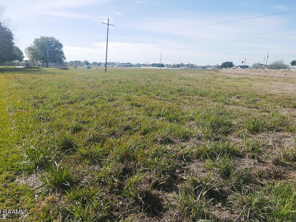 1st image of 1027 Quarter Pole Rd