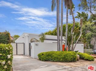 1160 N Poinsettia Pl, West Hollywood, CA 90046