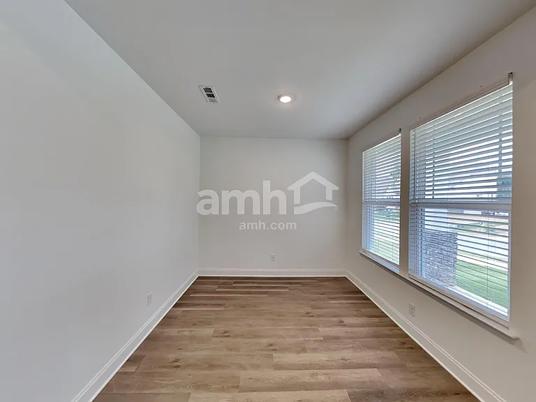 222 S Malayna Dr — Photo 7