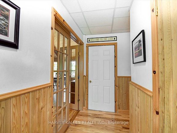 5th image of 321 Maple Landing Ln