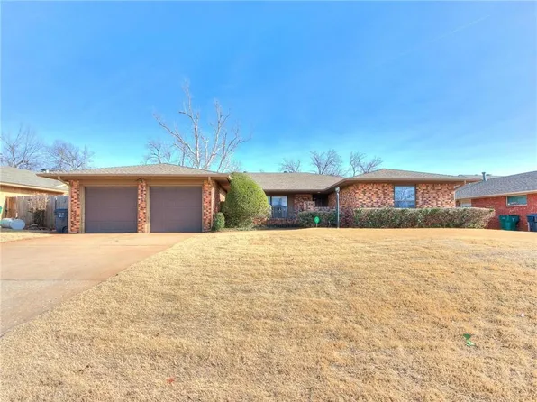 12008 Camelot Dr, Oklahoma City, OK 73120