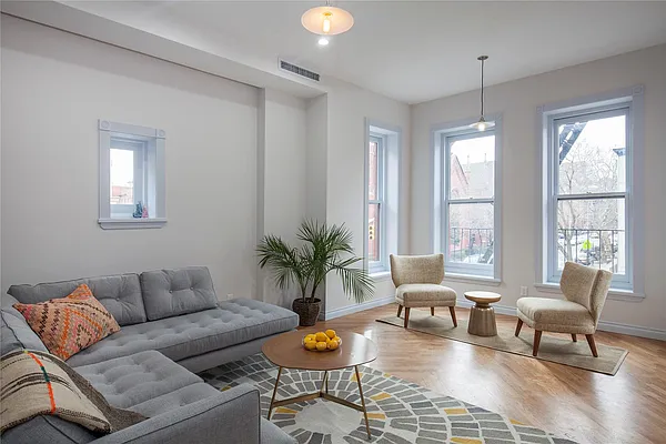 Sold by Douglas Elliman | media 27