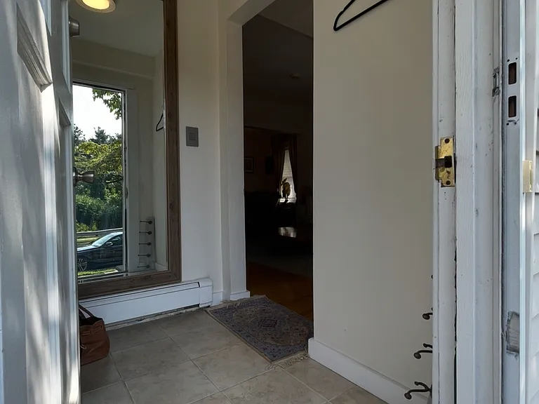 440 Tenafly Rd — Photo 4