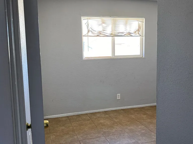 1920 Galaxy St — Photo 13