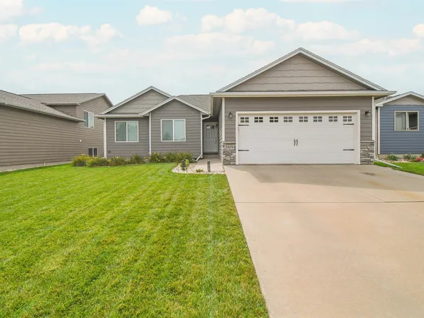 3509 E Brewster St, Sioux Falls, SD 57108