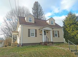 3517 College Ave, Beaver Falls, PA 15010