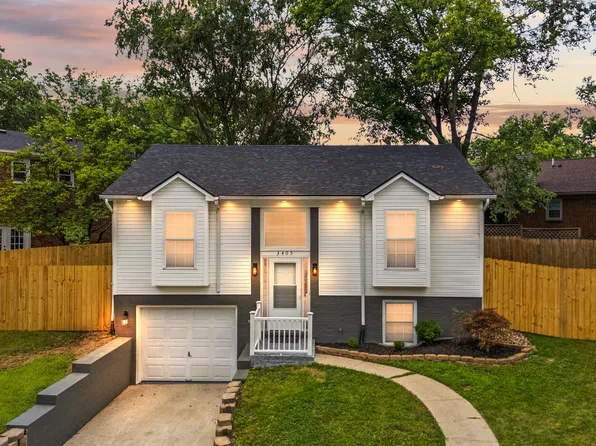 3405 Oak Point Ct, Lexington, KY 40515
