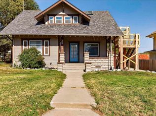 306 3rd St, Wakefield, KS 67487