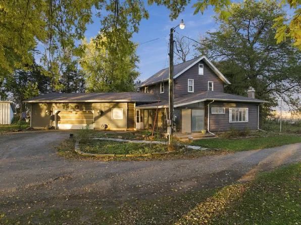 1036 Yukon Ave, Sumner, IA 50674