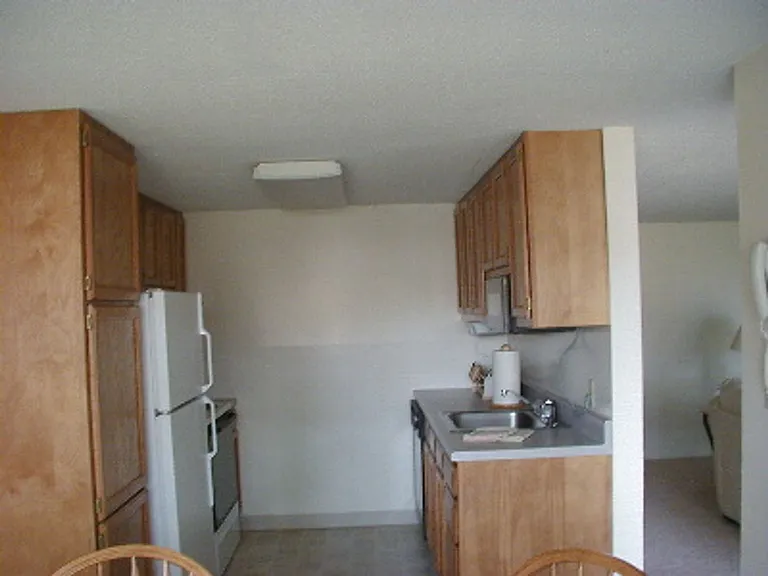 9D River St — Photo 2
