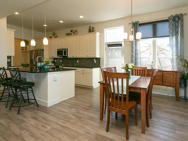 5542 W 97th Pl — Photo 9