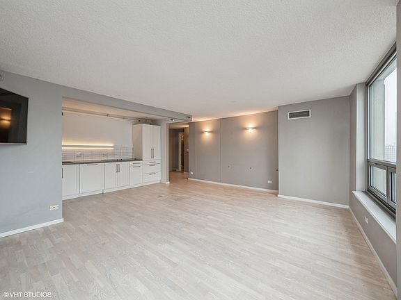 3rd image of 440 N Wabash Ave APT 4011