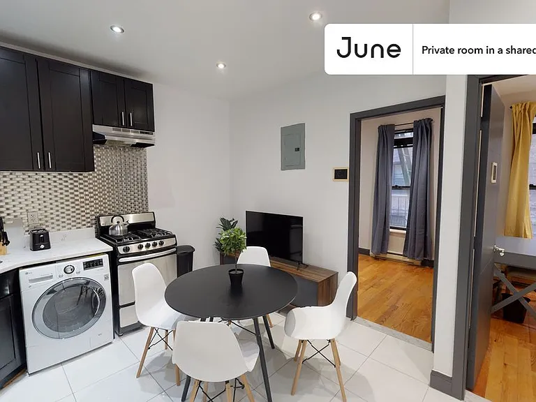 207 W 109th St #B — Photo 3