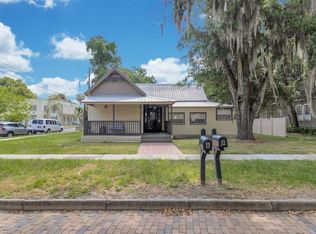 21 N Beaumont Ave, Kissimmee, FL 34741