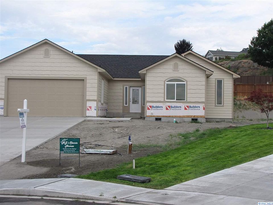 1st image of 4817 Bermuda Dunes Dr