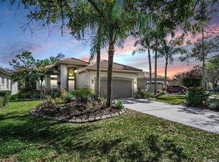 1527 Woodstream Dr, Oldsmar, FL 34677