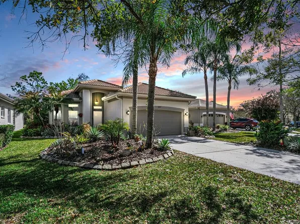 1527 Woodstream Dr, Oldsmar, FL 34677