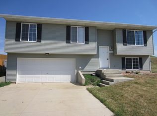 1504 Melissa Ct, Gillette, WY 82718
