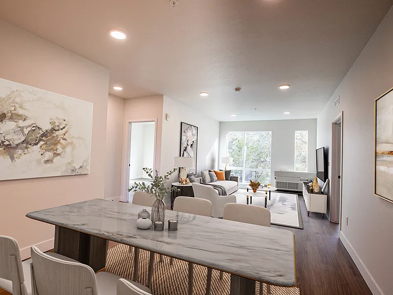 6150 W 13th Ave — Photo 4