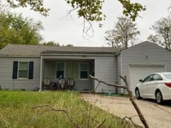 2933 E Evans St, Wichita, KS 67216