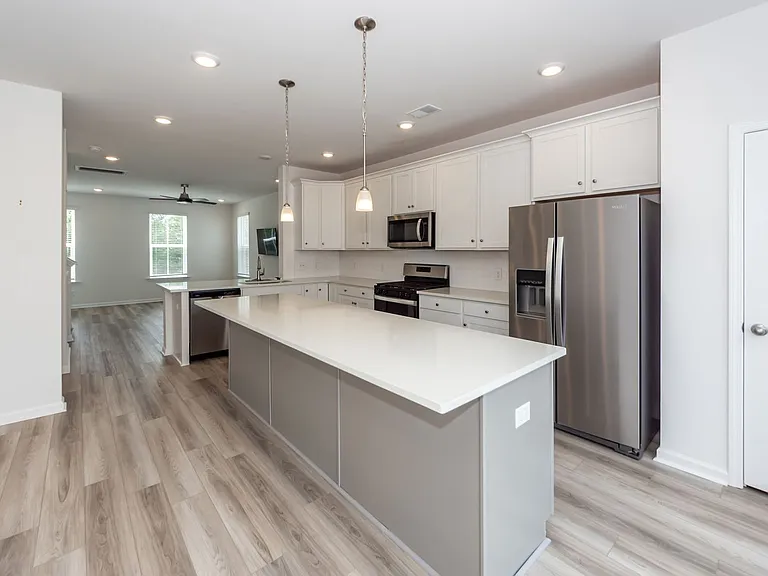 359 Herty Park Dr — Photo 16
