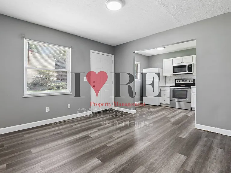 382 S Hague Ave #A — Photo 8