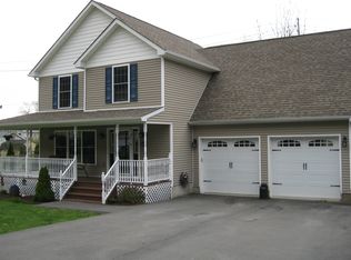 112 Mountain View Ct, Matamoras, PA 18336