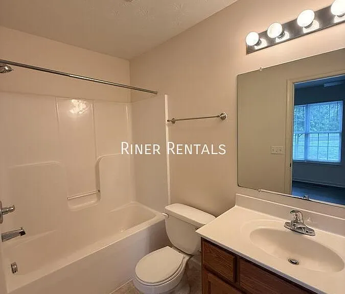 2412 Millwood Loop — Photo 14