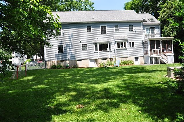 2nd image of 50 Spring Rd