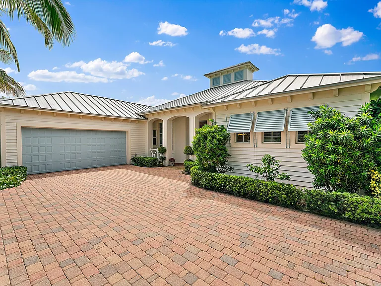 4 Tradewinds Cir — Photo 8