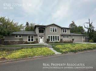9725 227th Pl SW, Edmonds, WA 98020