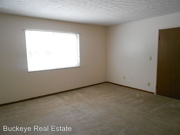 5th image of 130 W Maynard Ave APT 2J