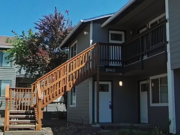 2nd image of 1961 NW Grant Ave #2
