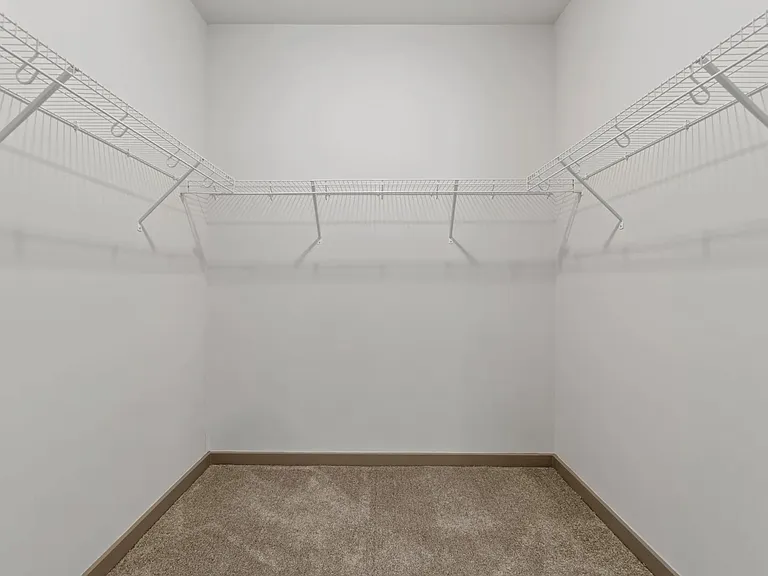 Metropolis Apartments — Photo 14