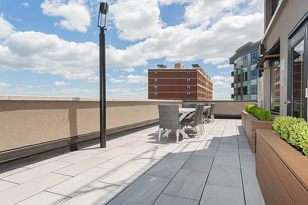 Rented by Triplemint | media 10