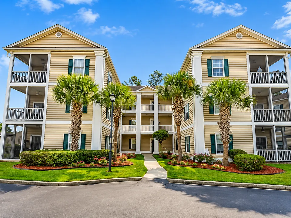 248 Sun Colony Blvd #204