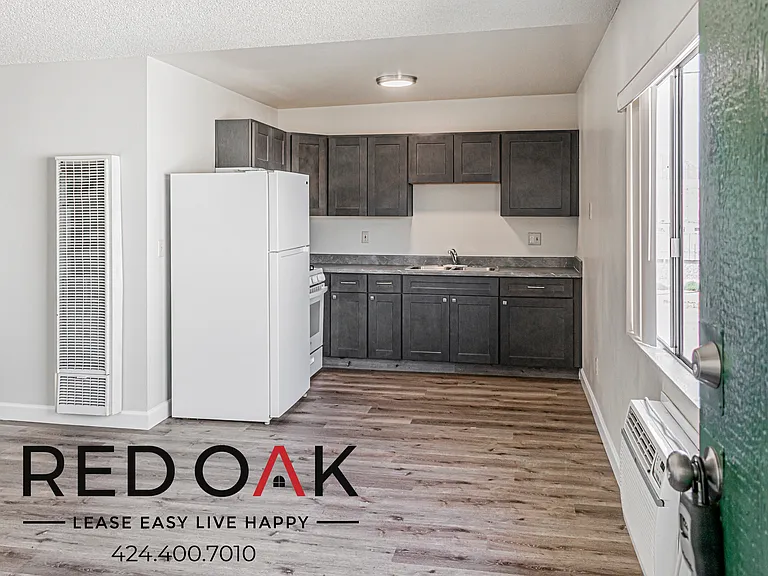 12767 San Fernando Rd #10 — Photo 10
