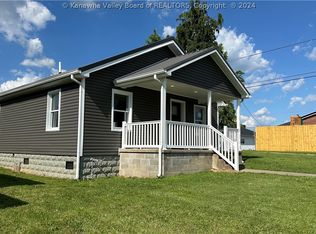 405 24th St, Point Pleasant, WV 25550