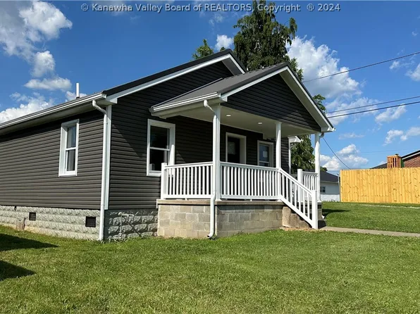 405 24th St, Point Pleasant, WV 25550