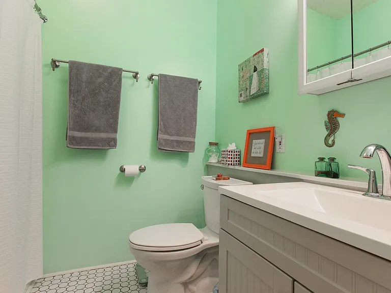 1304 Felicity St #1B — Photo 10