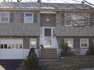 258 E George Pl, Iselin, NJ 08830