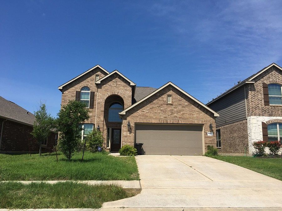 1st image of 2410 Dark Elm Dr