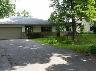 710 E Cooke Rd, Columbus, OH 43214