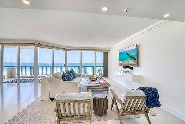 570 Ocean Dr #601 — Photo 14