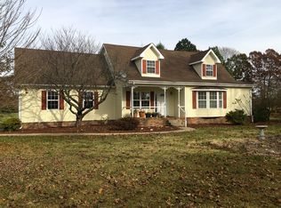 2735 New Hall Rd, Greenbrier, TN 37073