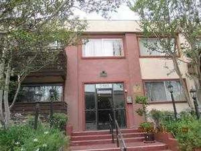 5403 Newcastle Ave APT 23, Encino, CA, 91316