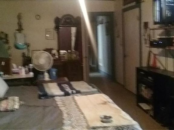 5th image of 307 S Avenue I
